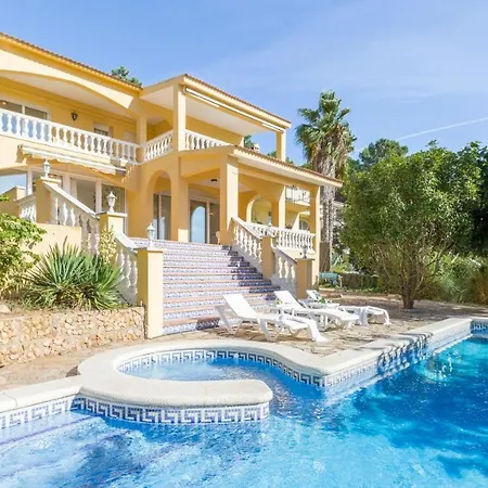 Villa Villa- Cora
